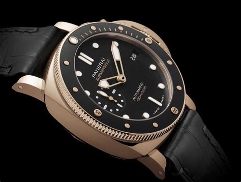 News: Presenting the Panerai Submersible Goldtech .